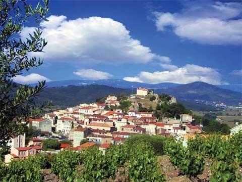 Logis Hotel La Cle Des Songes Пиерфу-дю-Вар Екстериор снимка