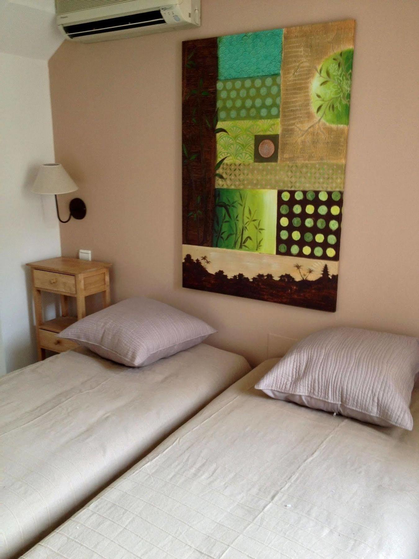 Logis Hotel La Cle Des Songes Пиерфу-дю-Вар Екстериор снимка